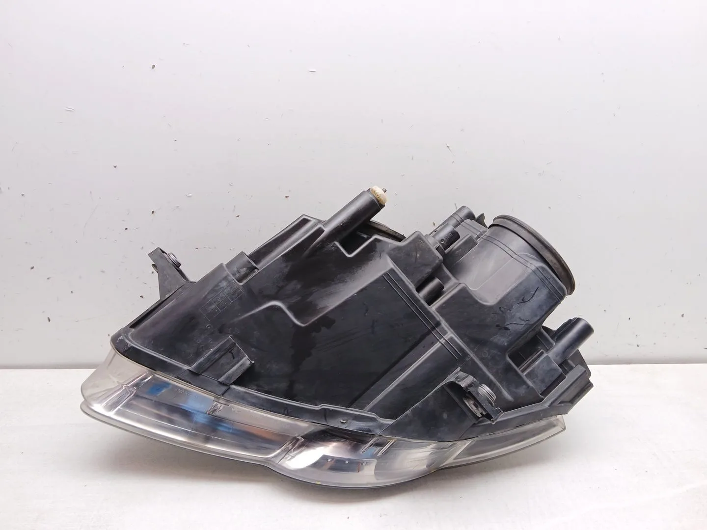 Faro Derecho para Volkswagen Passat B6 (3C2)