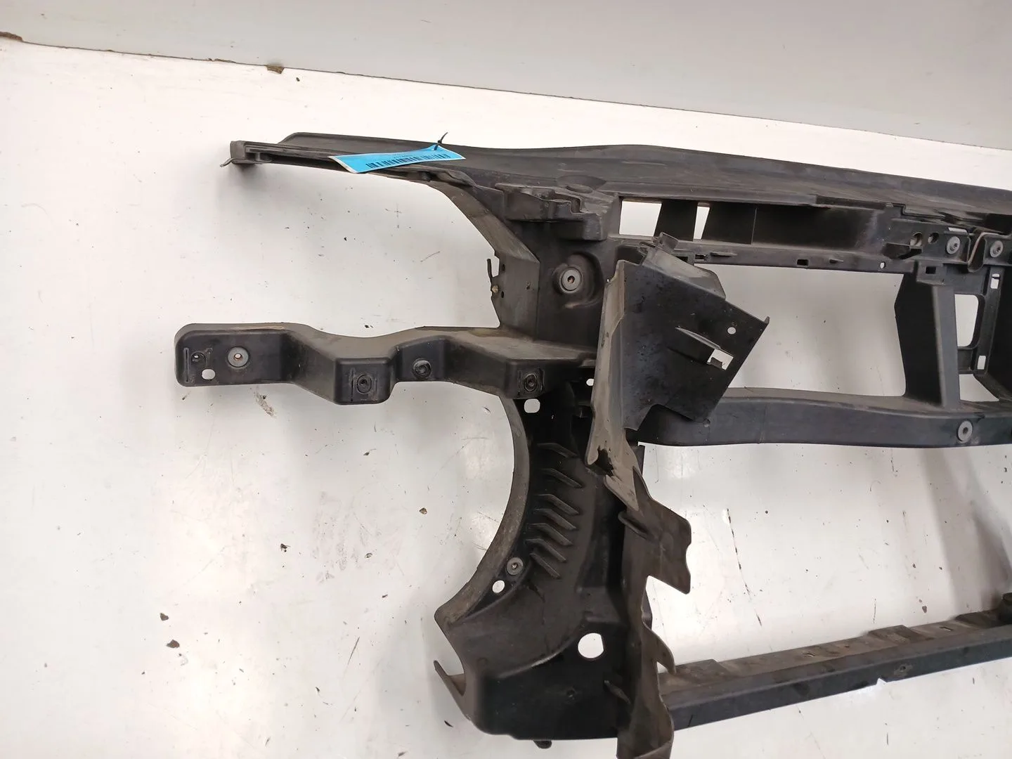 Panel Frontal para Volkswagen Passat B6 (3C2)