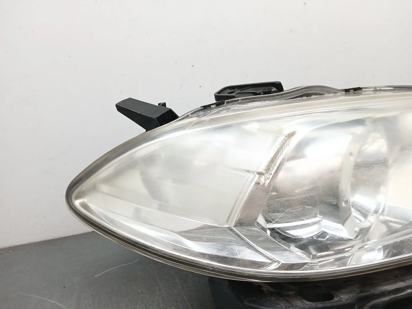 Faro Derecho para Honda Fr-V (Be)