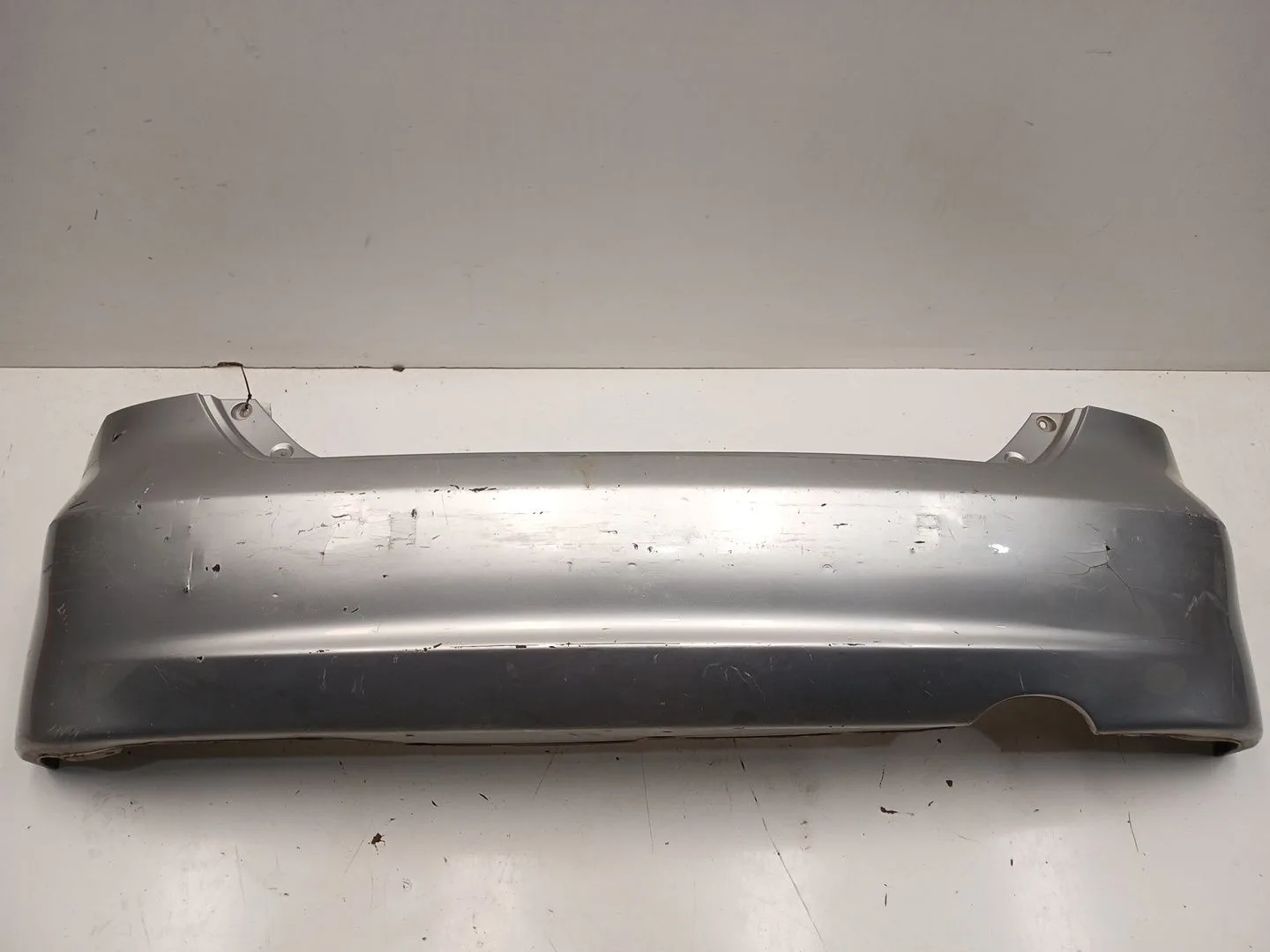 Paragolpes Trasero para Honda Fr-V (Be)
