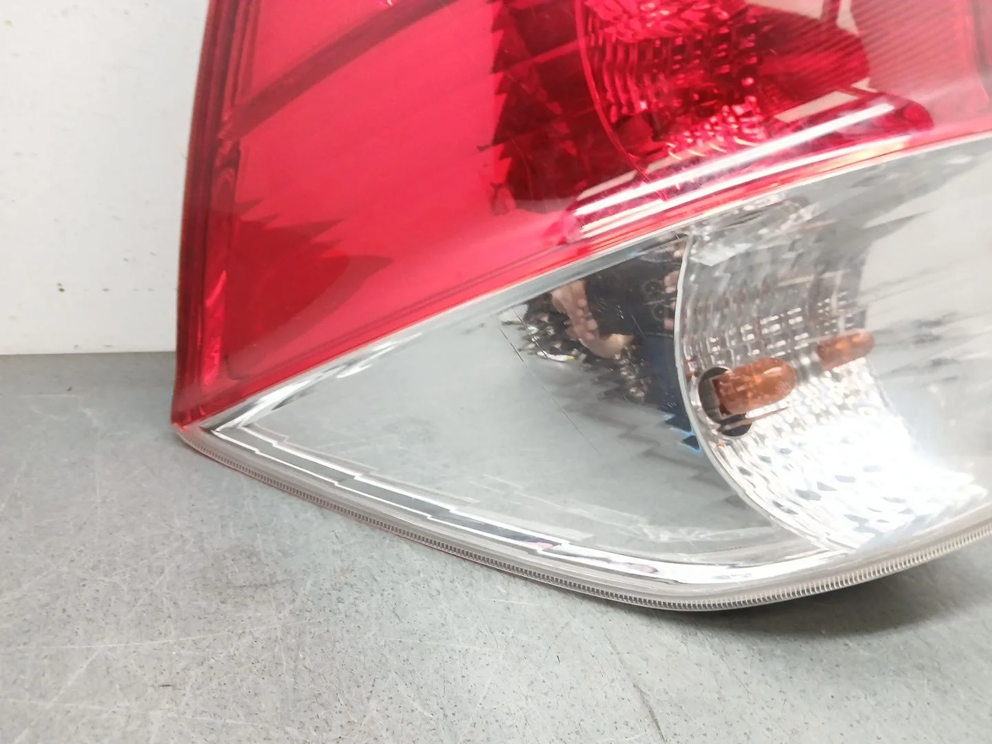 Piloto Trasero Derecho para Honda Fr-V (Be)