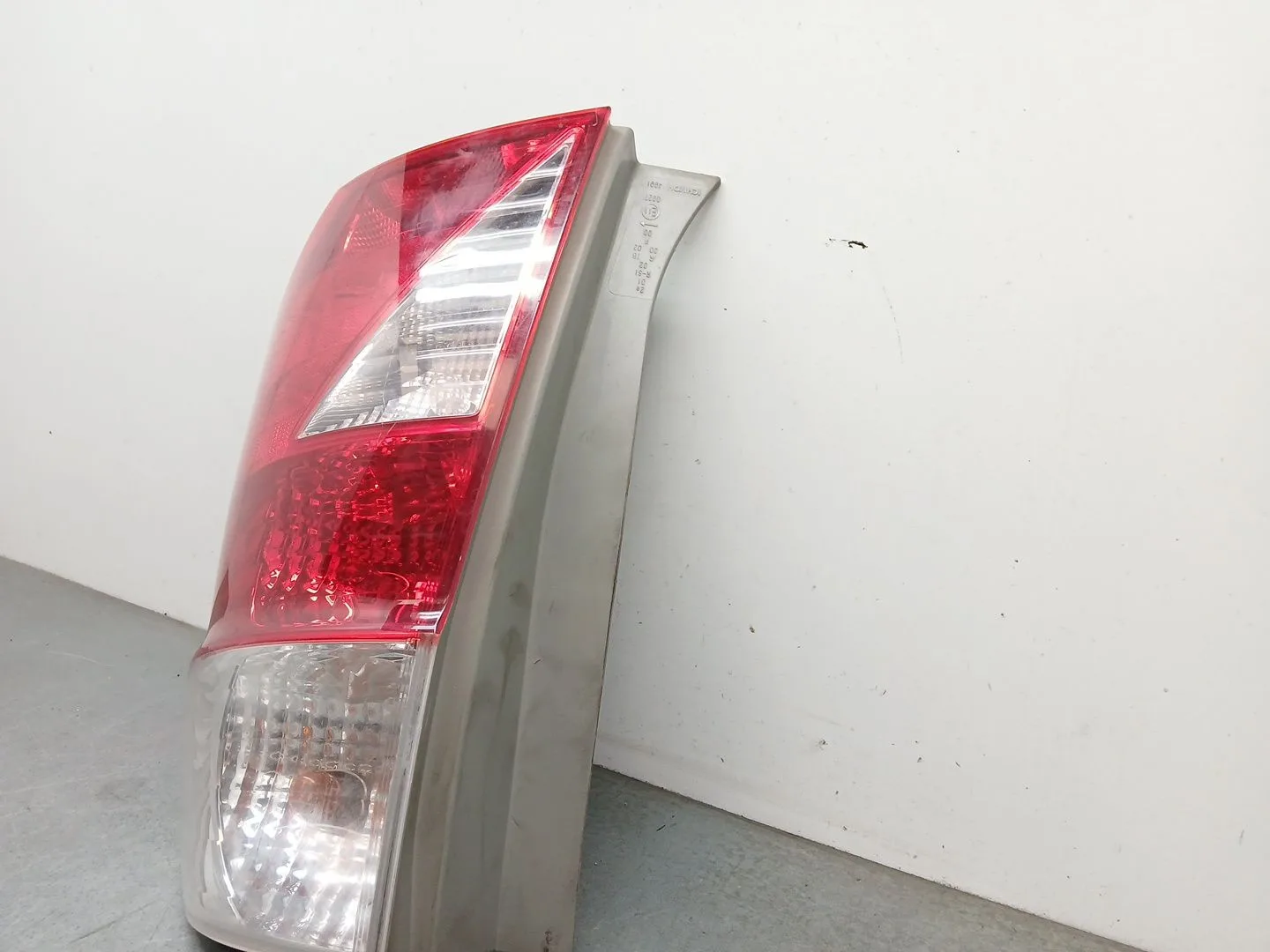Piloto Trasero Derecho para Honda Fr-V (Be)