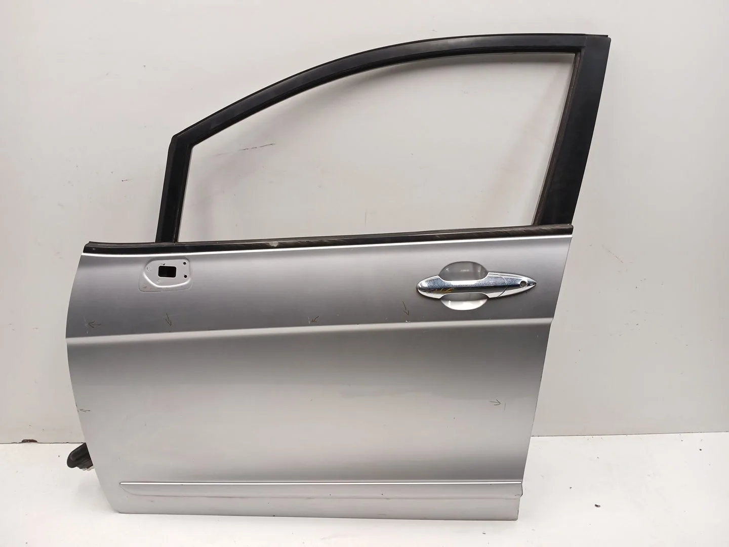 Puerta Delantera Izquierda para Honda Fr-V (Be)