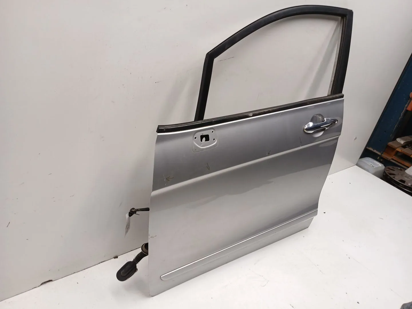 Puerta Delantera Izquierda para Honda Fr-V (Be)