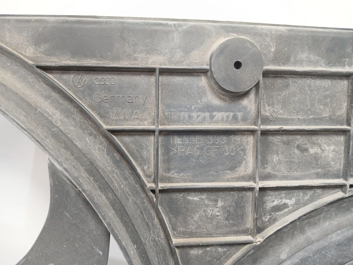 Electroventilador para Volkswagen Passat B6 (3C2)