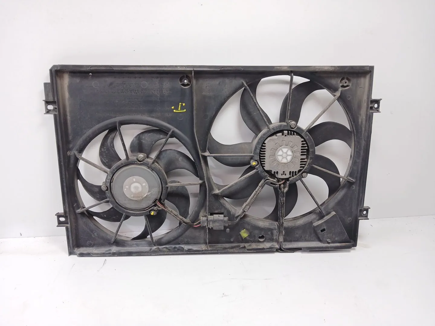 Electroventilador para Volkswagen Passat B6 (3C2)