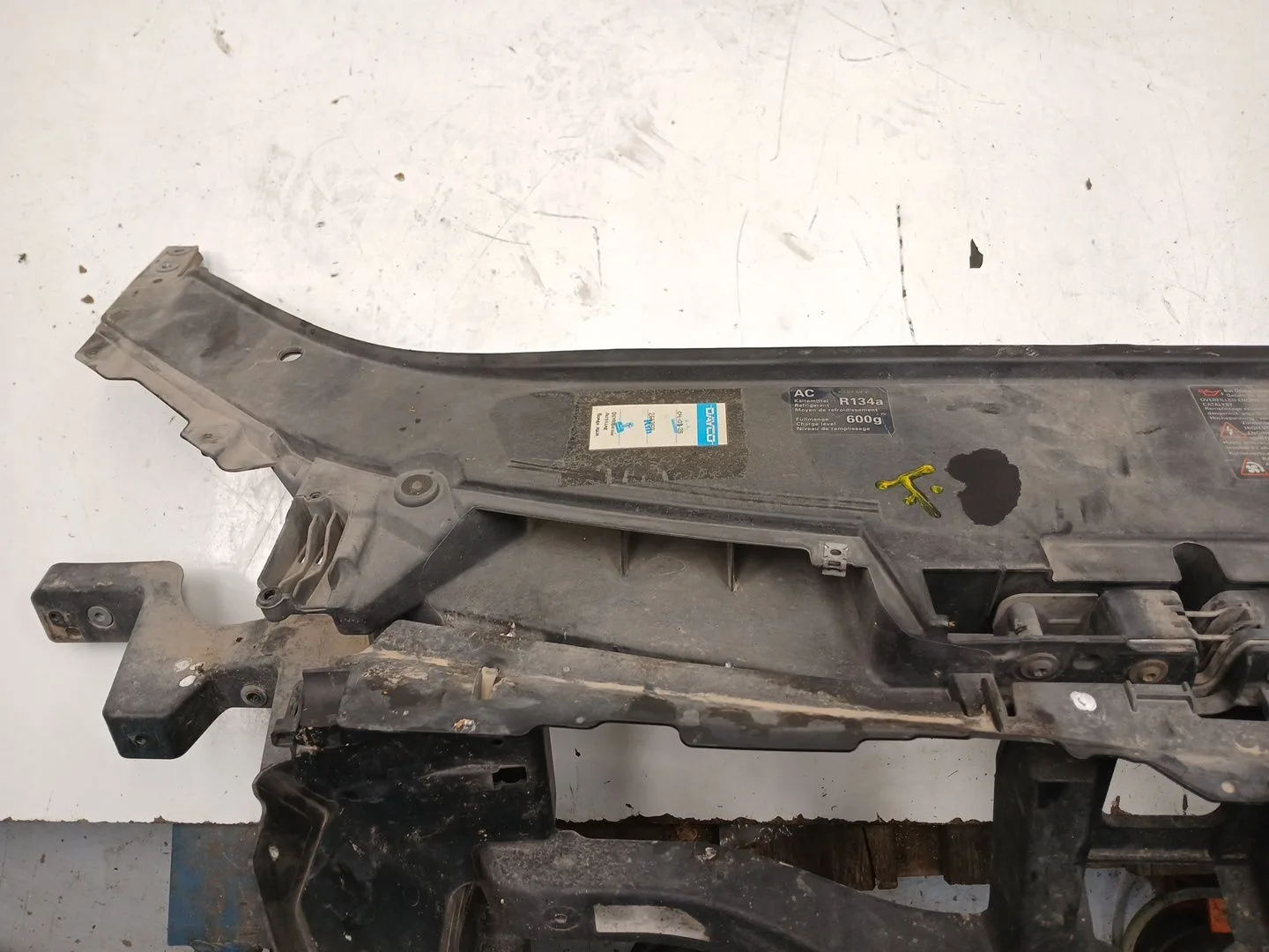 Panel Frontal para Volkswagen Passat B6 (3C2)