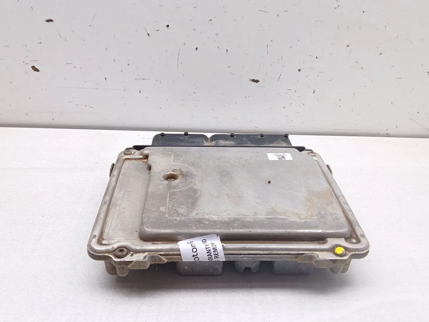 Centralita Motor Uce para Volkswagen Passat B6 (3C2)