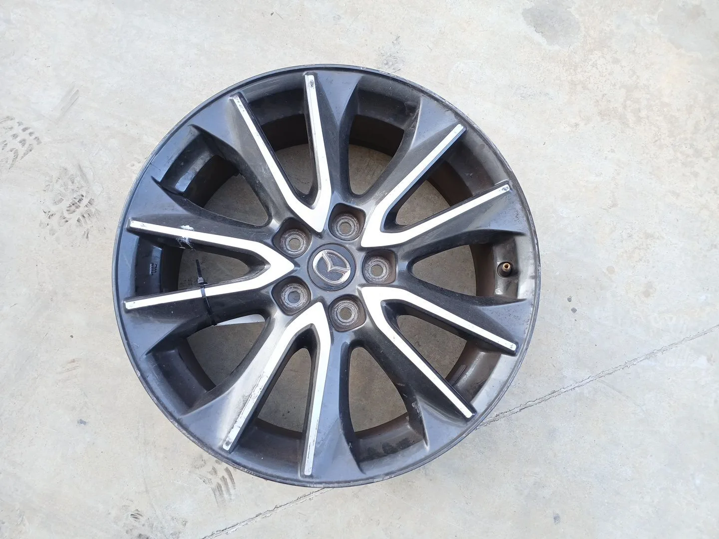 Llanta Trasera Izquierda para Mazda Cx-3 (Dk)