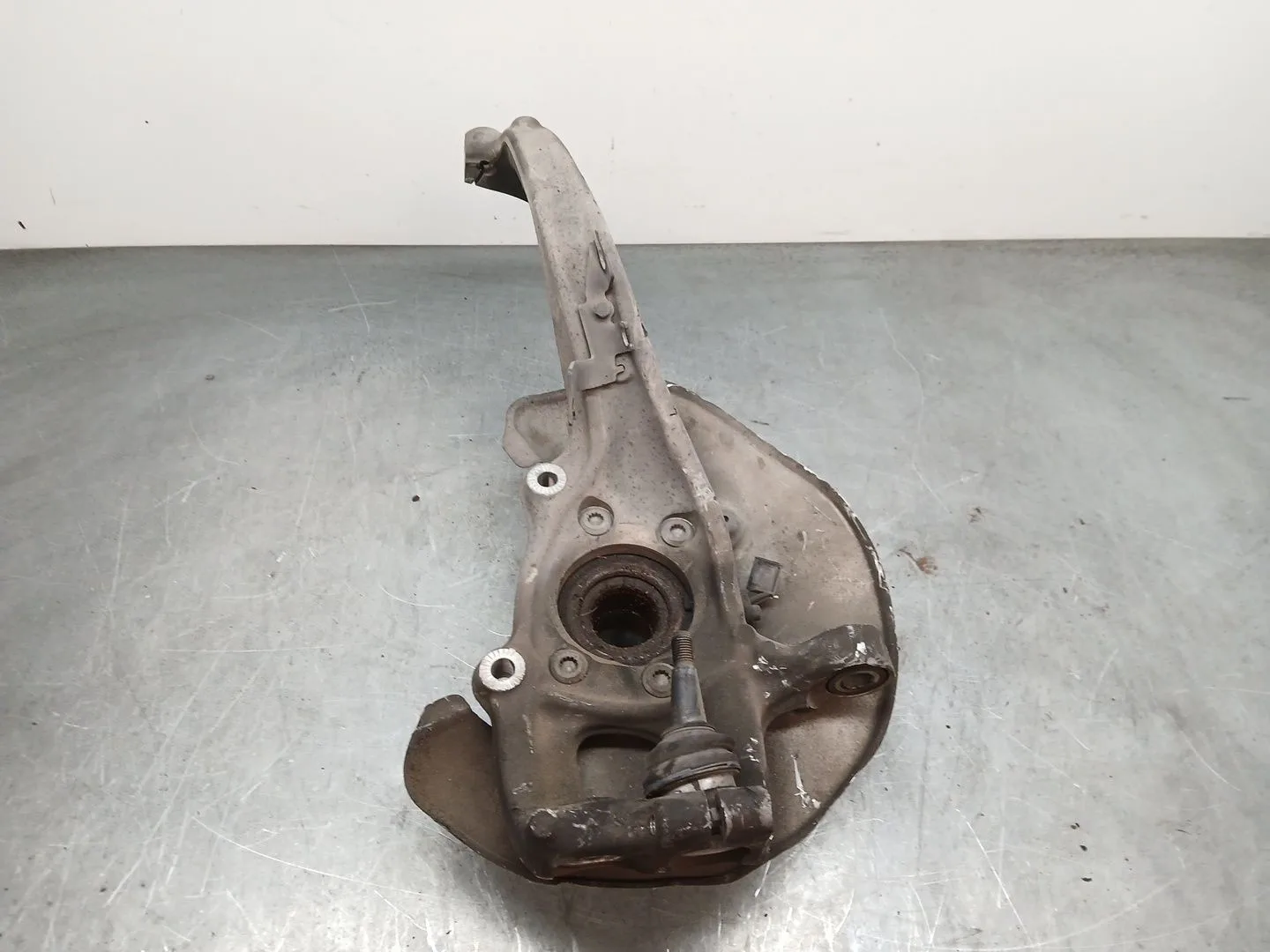 Mangueta Delantera Izquierda para Audi A4 B8 (8K2)