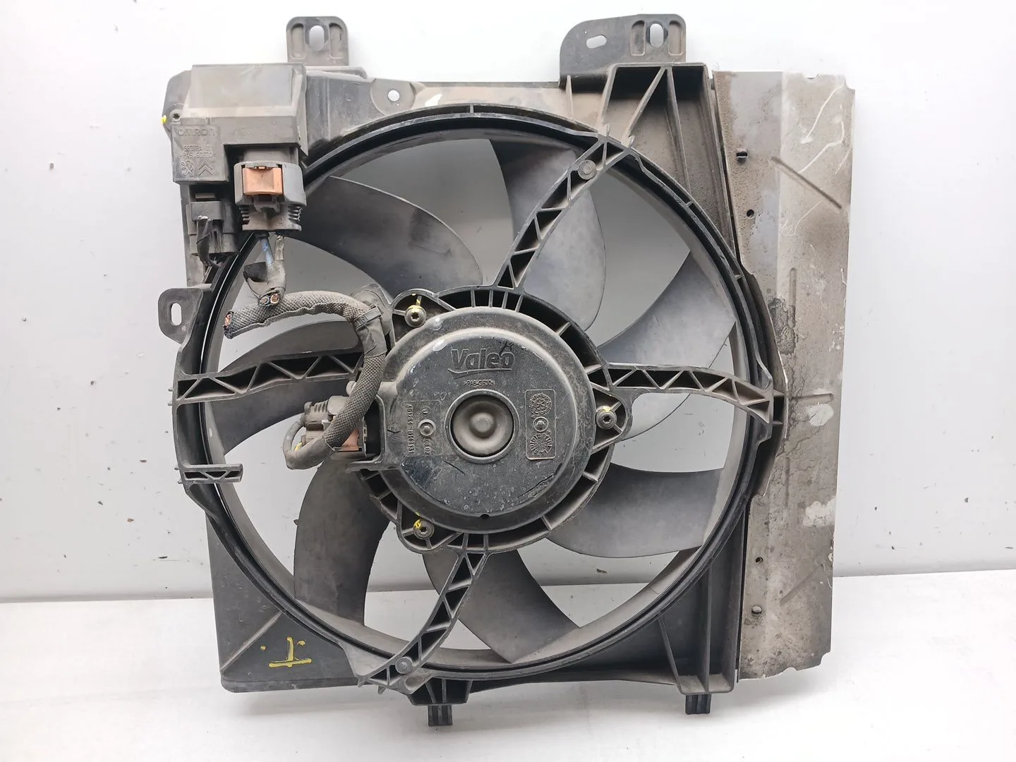 Electroventilador para Peugeot 207/207+ (Wa_, Wc_)