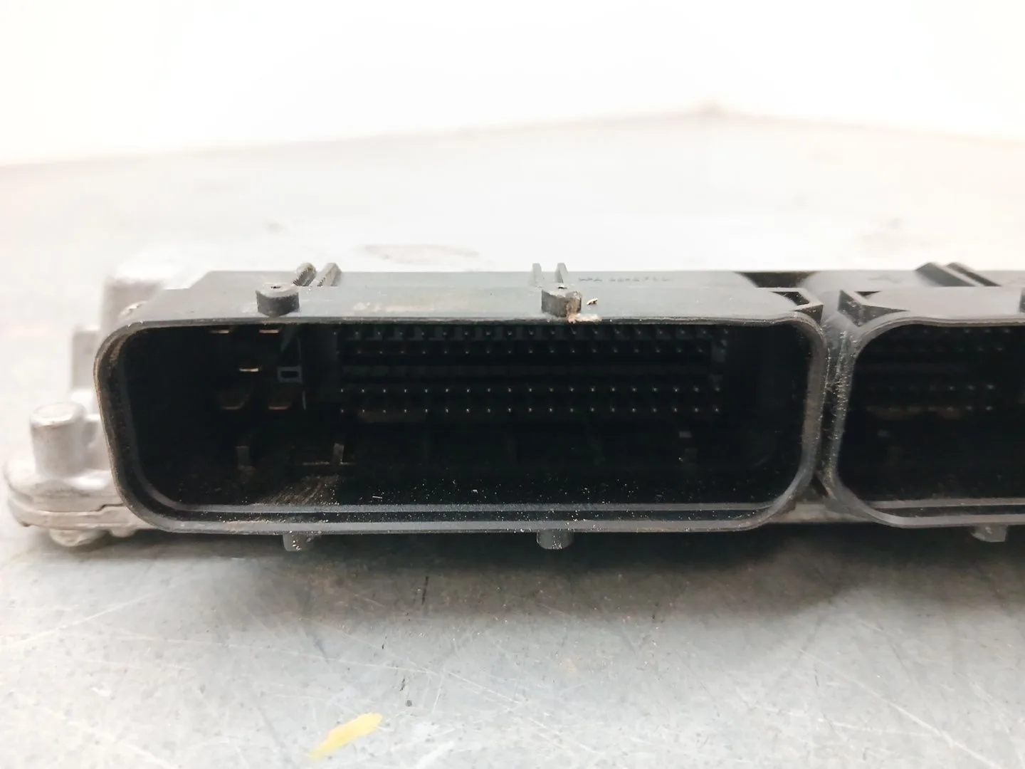 Centralita Motor Uce para Audi A3 (8P1)