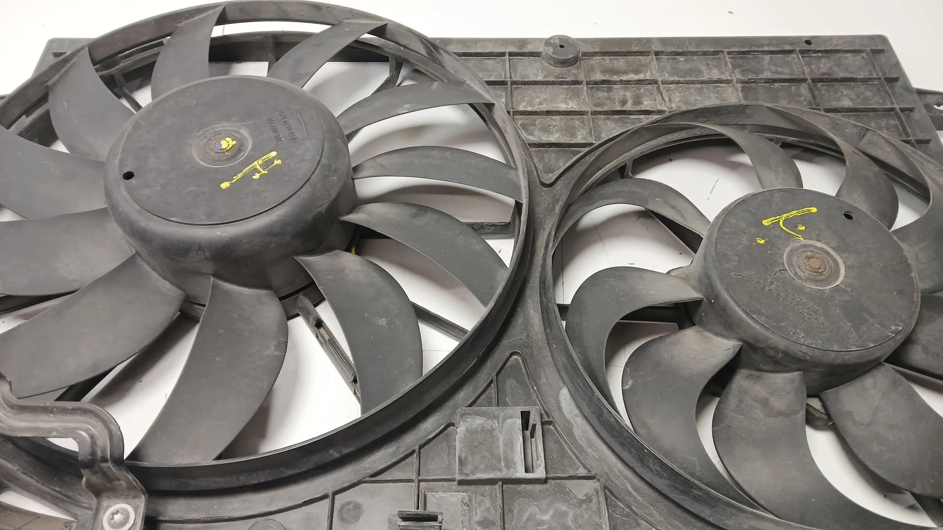 Electroventilador para Audi A3 (8P1)