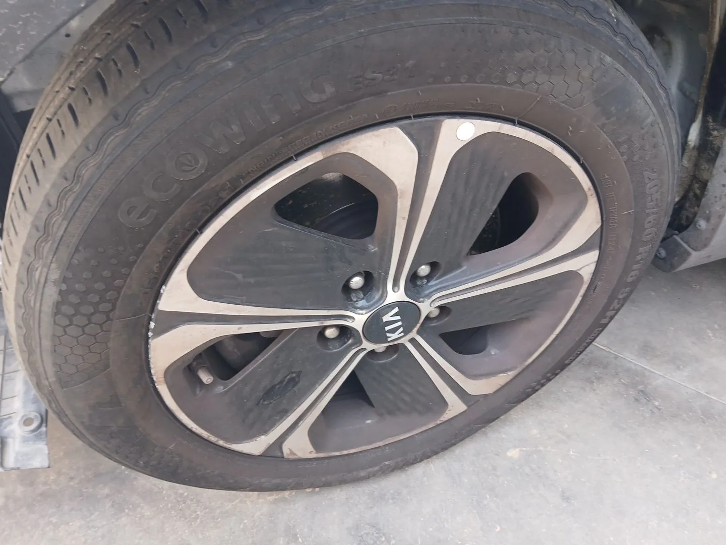 Llanta para Kia Xceed (Cd)