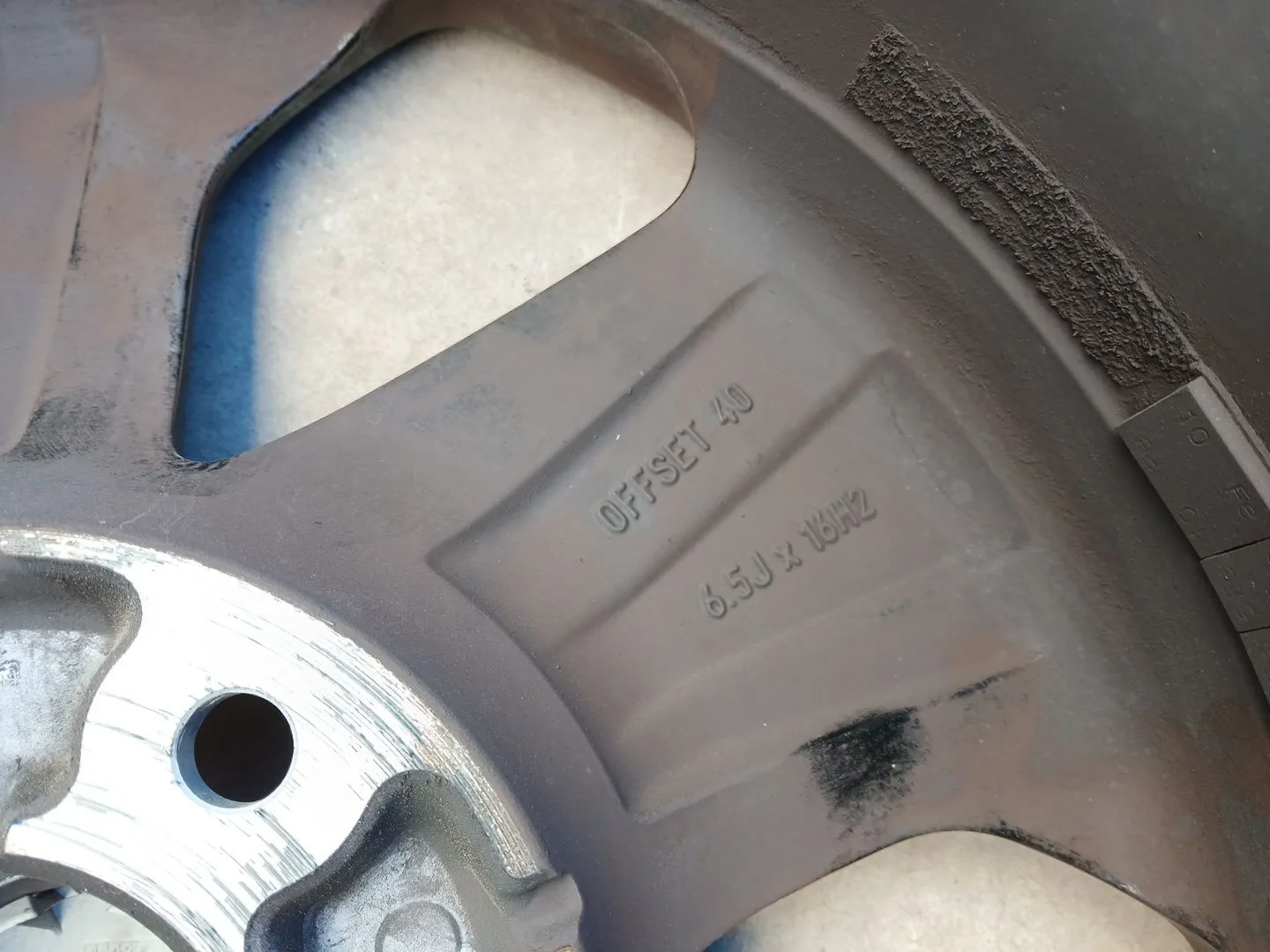 Llanta para Kia Xceed (Cd)