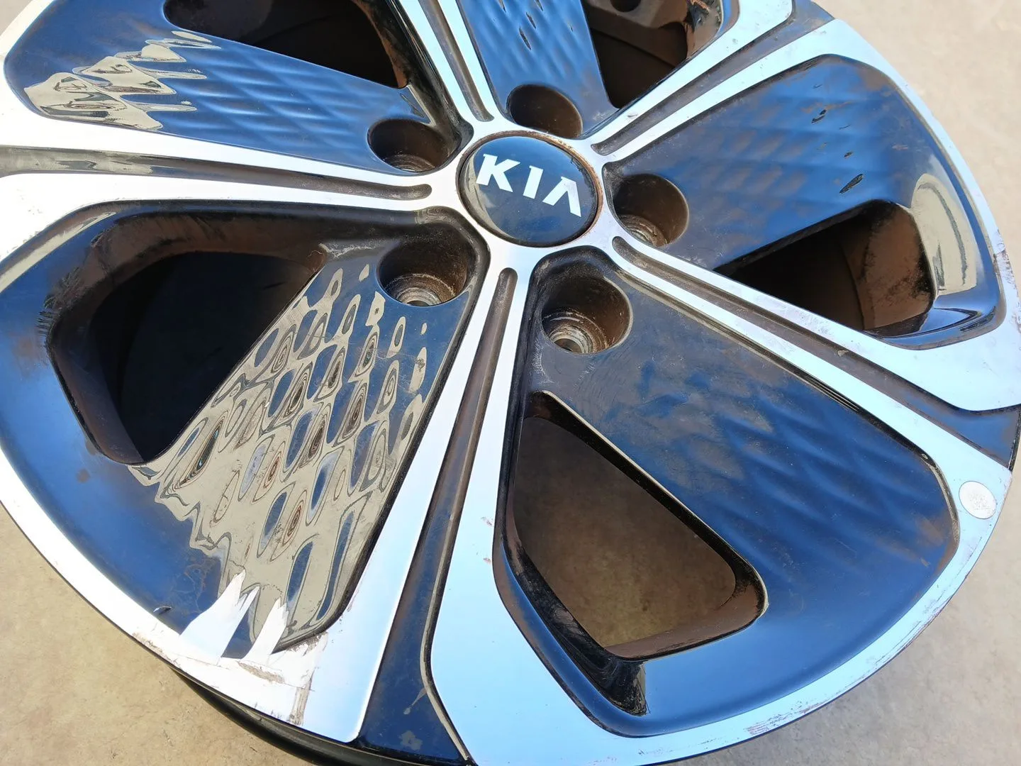 Llanta para Kia Xceed (Cd)