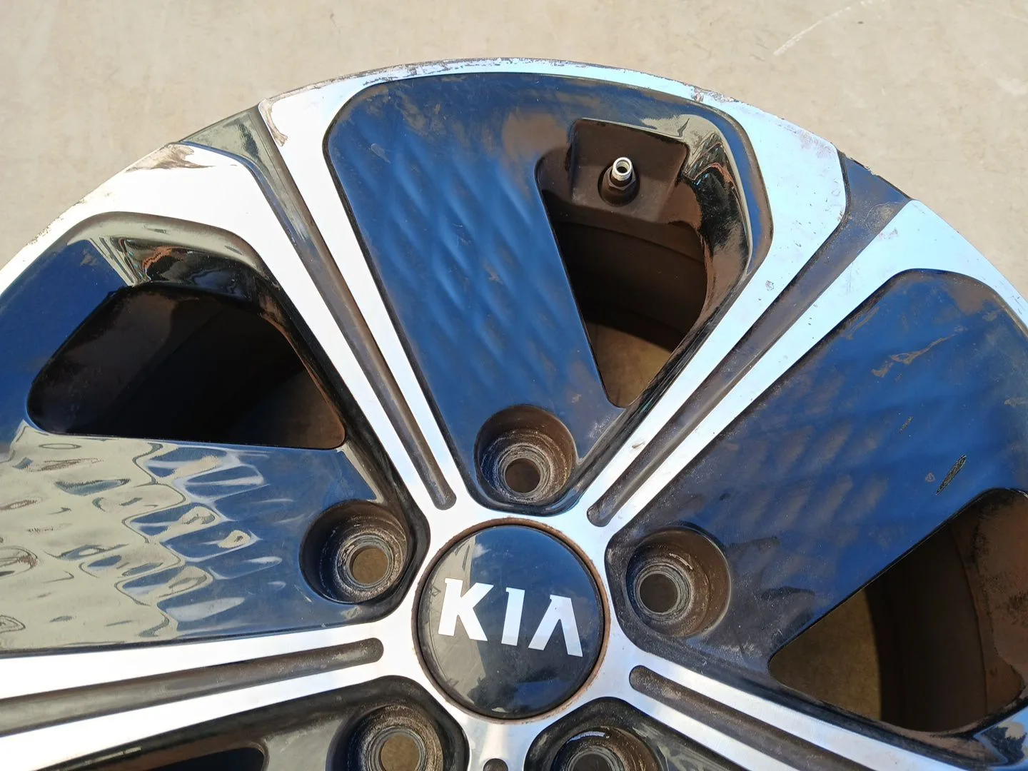 Llanta para Kia Xceed (Cd)