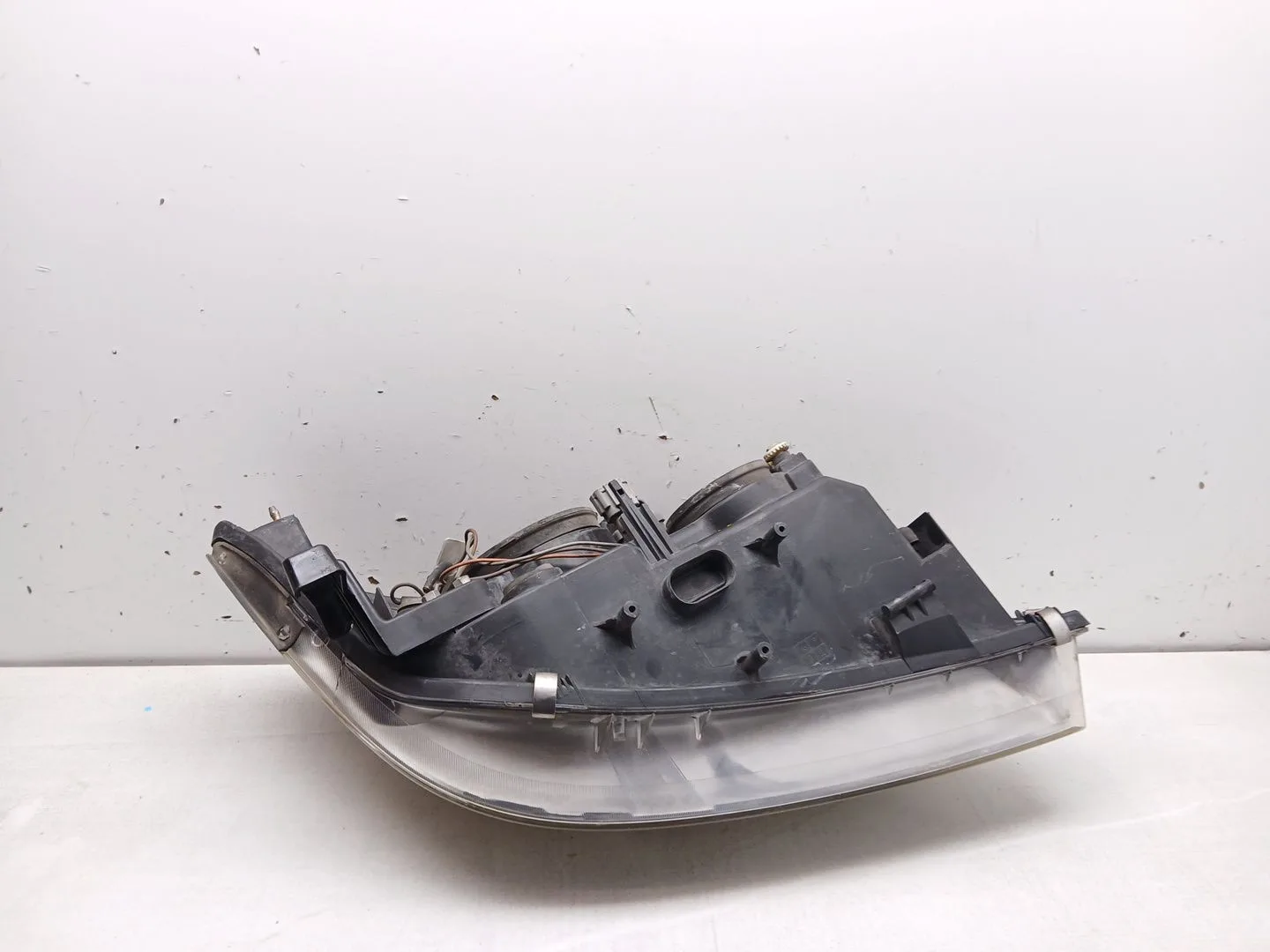 Faro Izquierdo para Nissan Primera Hatchback (P12)