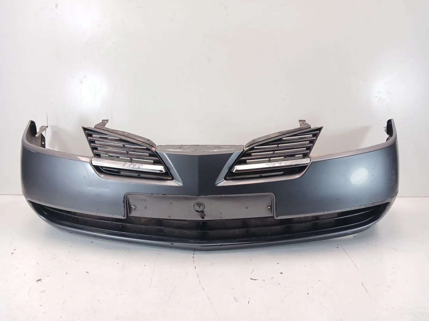Paragolpes Delantero para Nissan Primera Hatchback (P12)