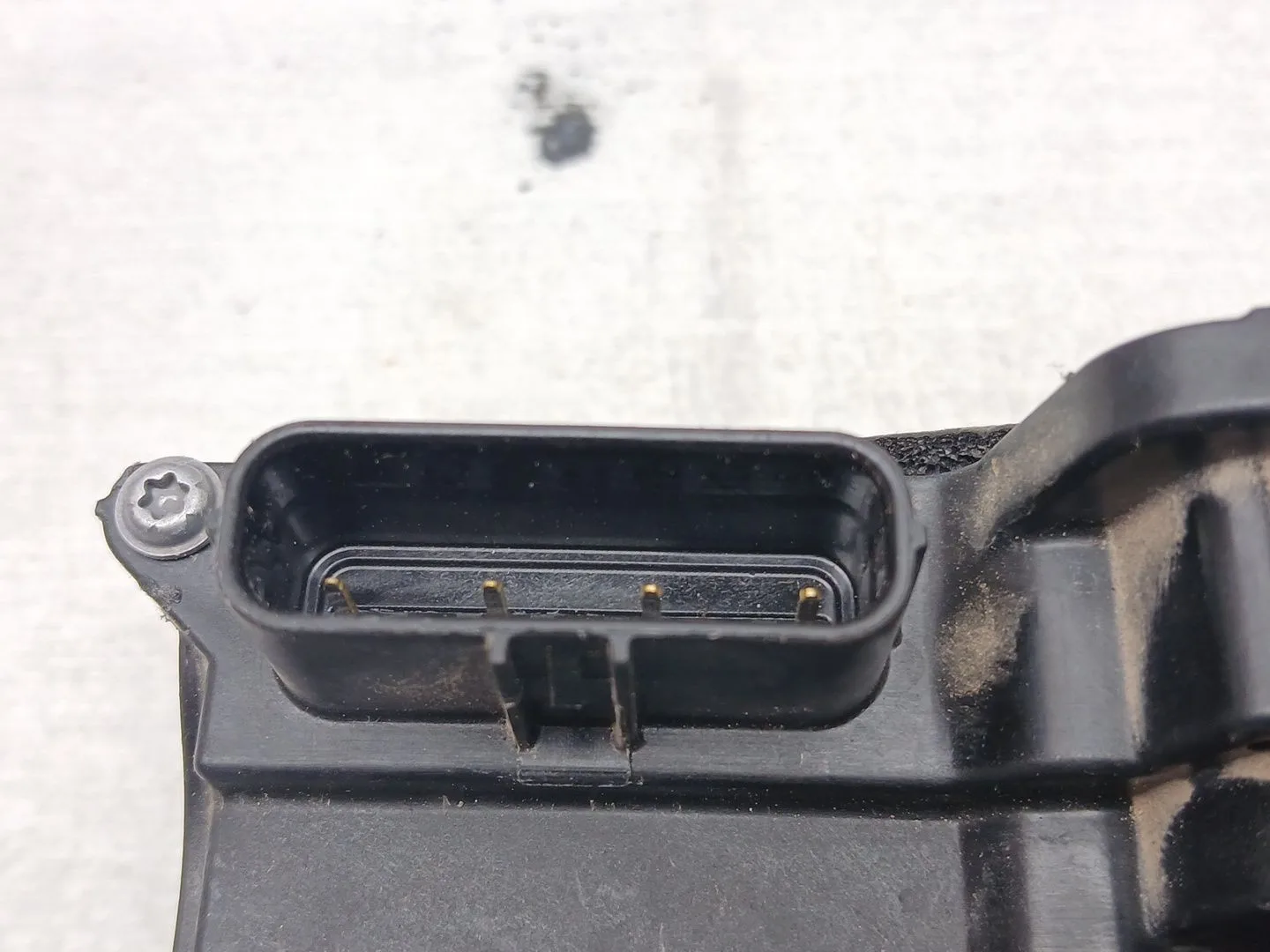 Cerradura Puerta Delantera Derecha para Omoda 5
