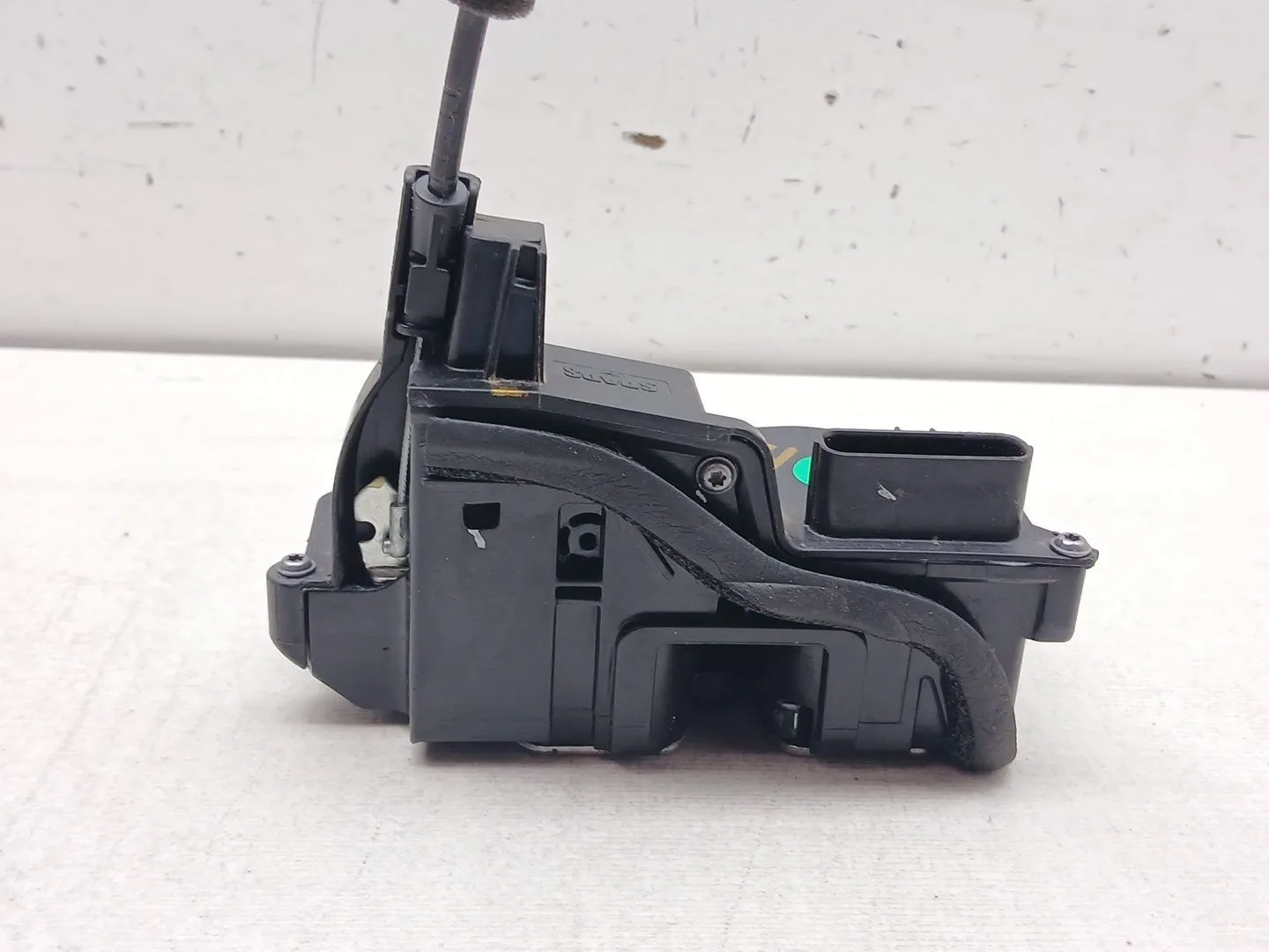 Cerradura Puerta Delantera Derecha para Omoda 5