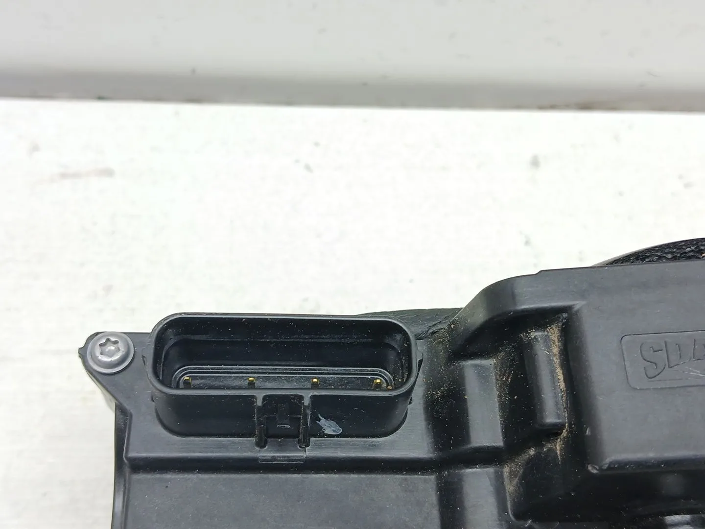 Cerradura Puerta Trasera Derecha para Omoda 5