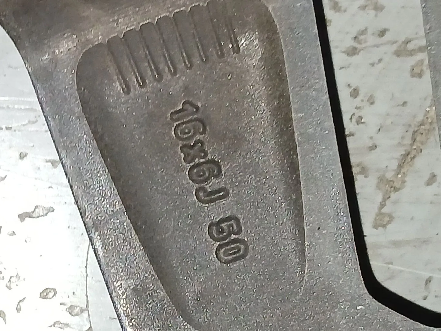 Llanta para Nissan Micra V (K14)