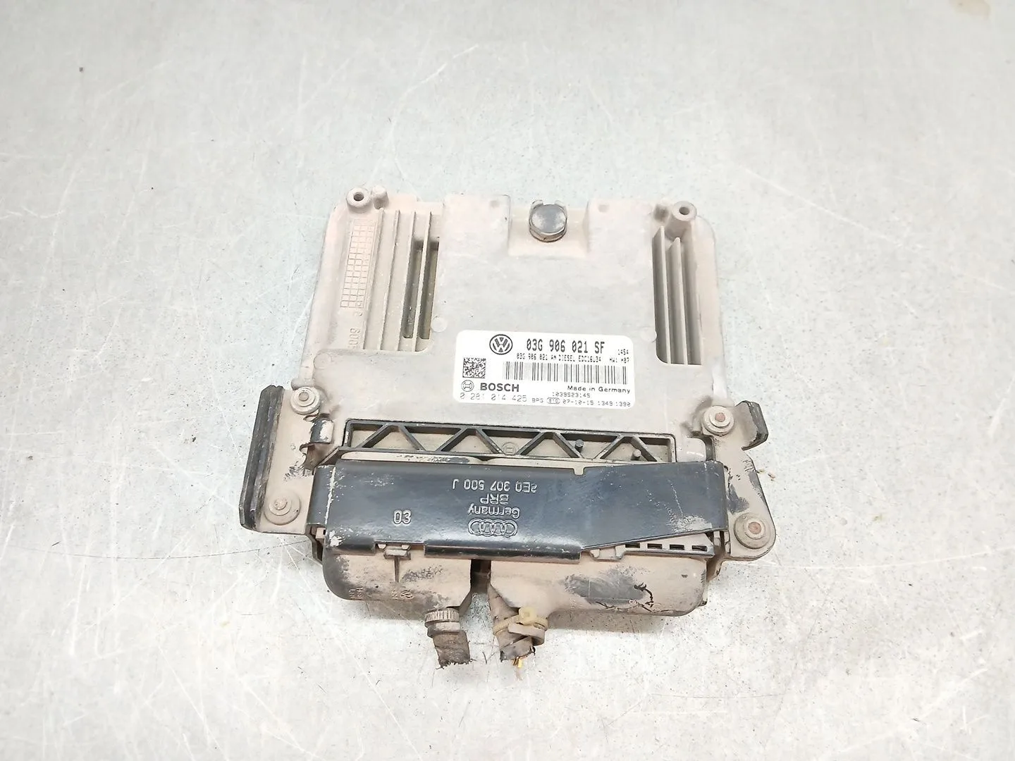 Centralita Motor Uce para Seat Leon (1P1)