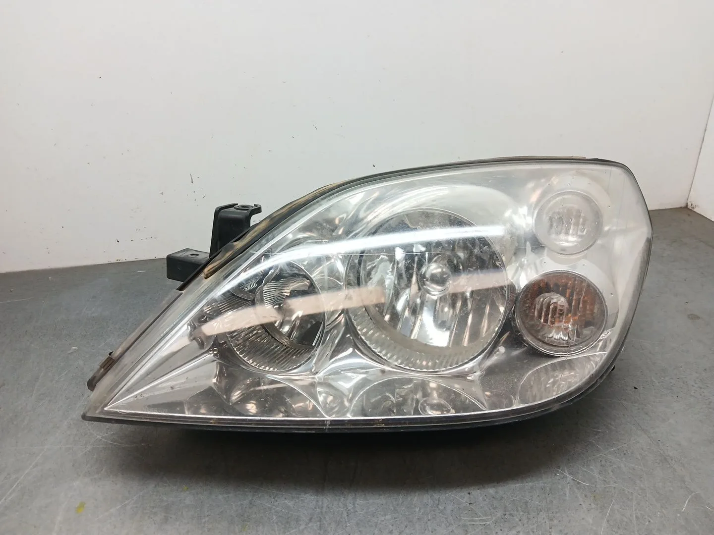 Faro Izquierdo para Nissan Primera (P12)