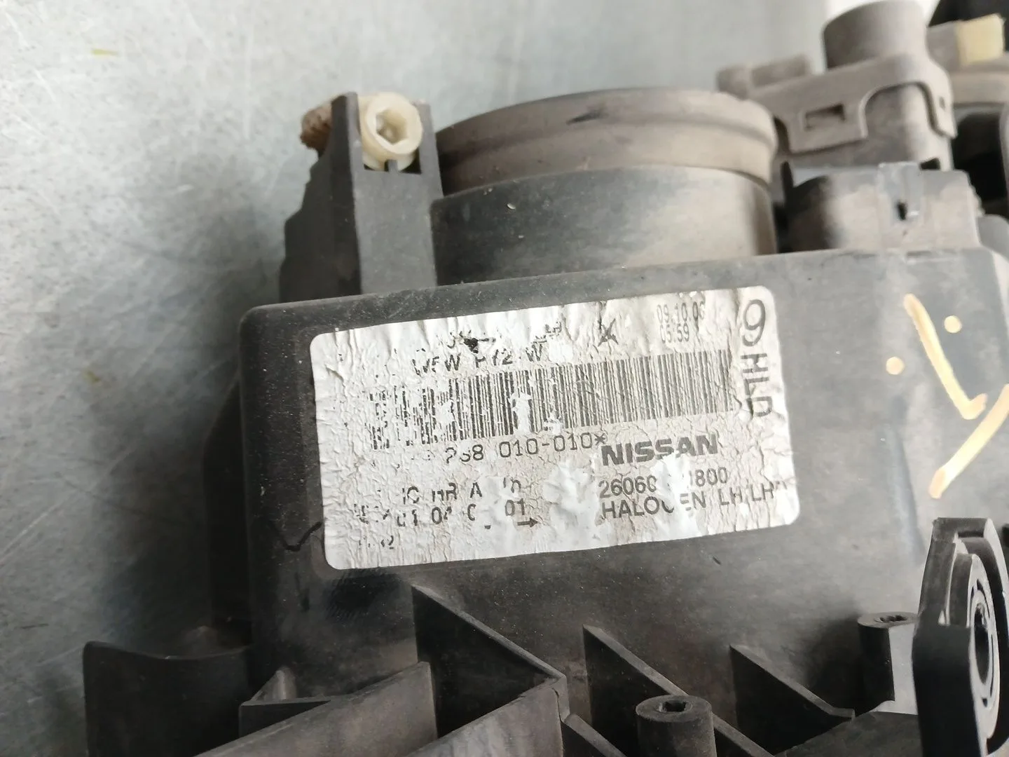 Faro Izquierdo para Nissan Primera (P12)