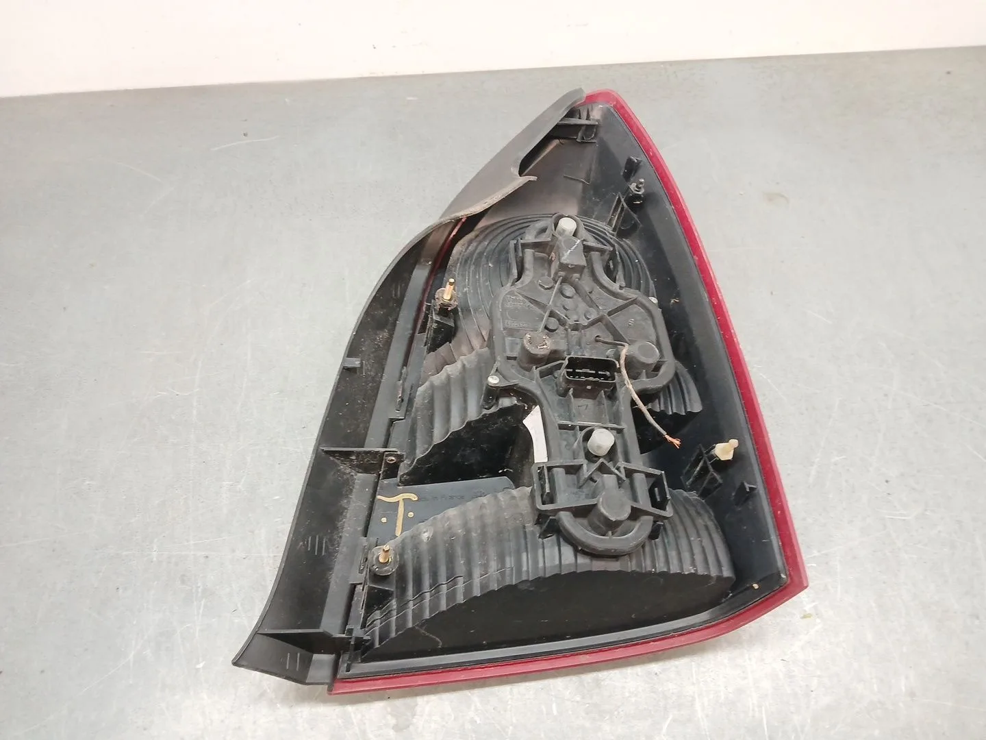 Piloto Trasero Izquierdo para Nissan Primera (P12)