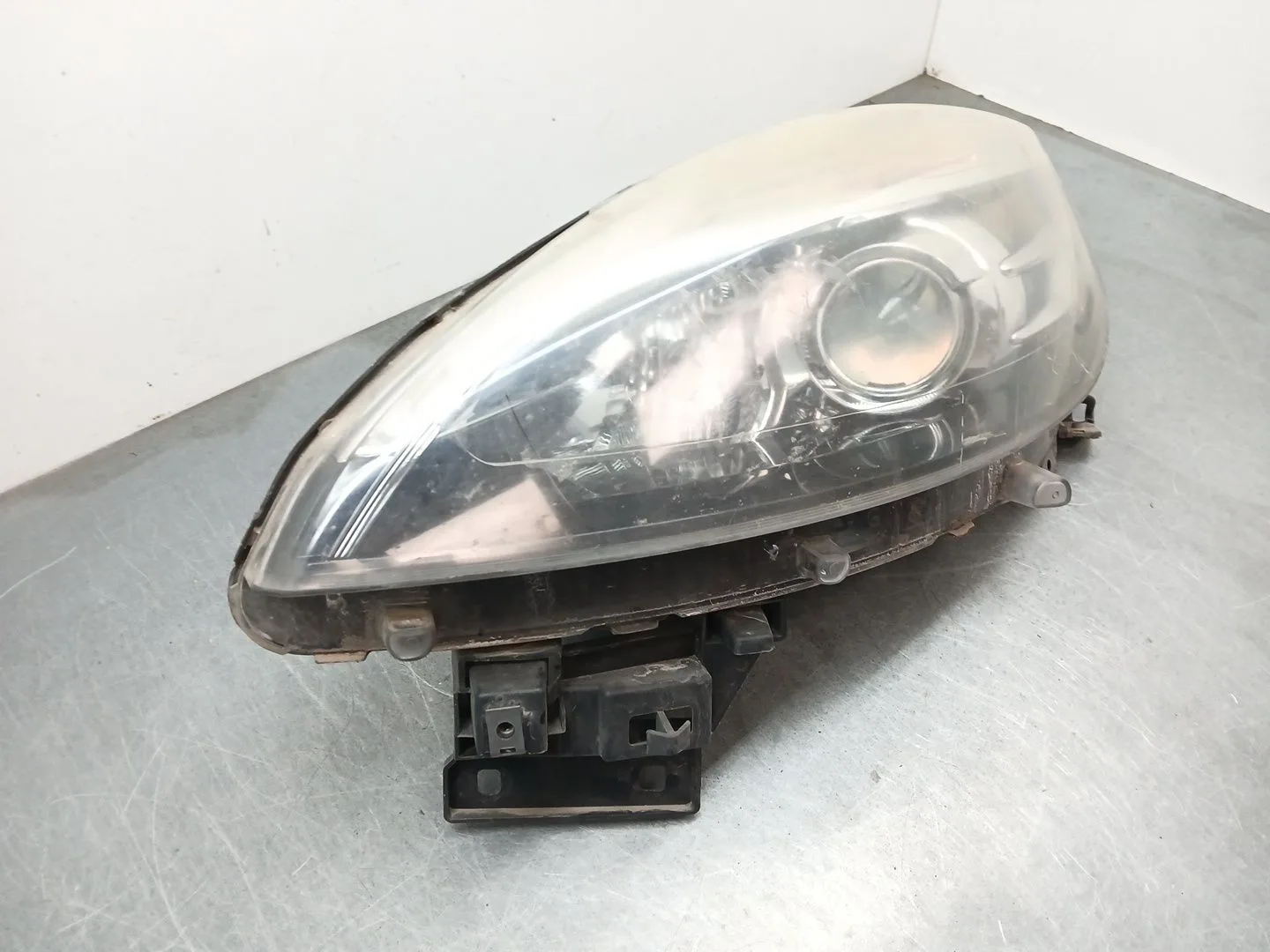 Faro Izquierdo para Renault Grand Scenic Iii (Jz0/1_)