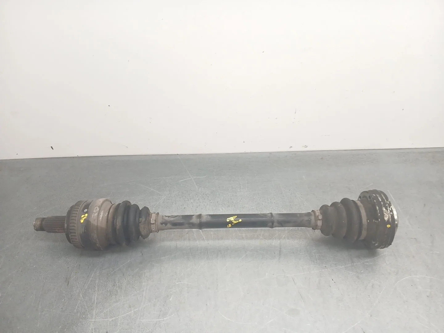 Transmision Trasera Izquierda para Bmw 3 (E90)