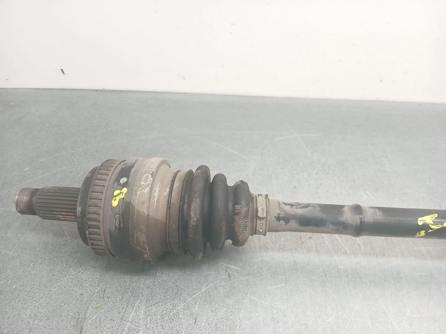 Transmision Trasera Izquierda para Bmw 3 (E90)
