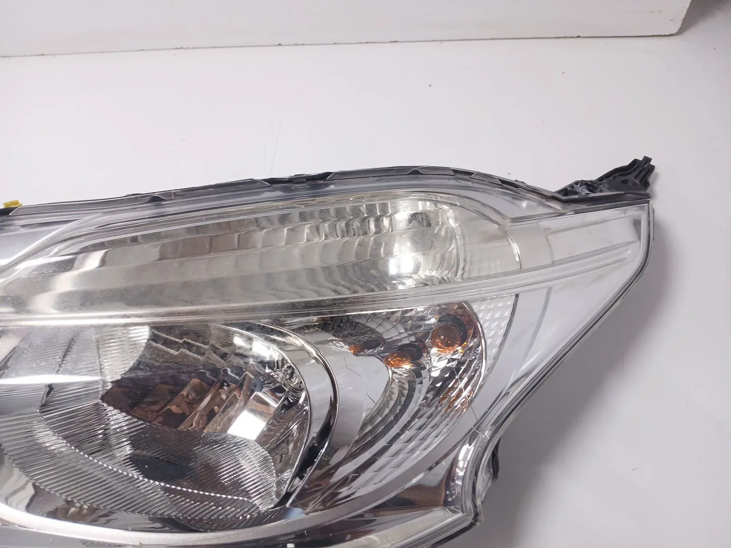 Faro Izquierdo para Peugeot 208 I (Ca_, Cc_)