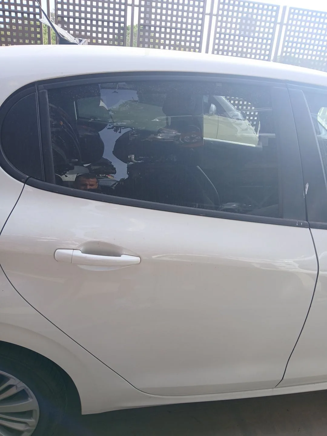 Puerta Trasera Derecha para Peugeot 208 I (Ca_, Cc_)