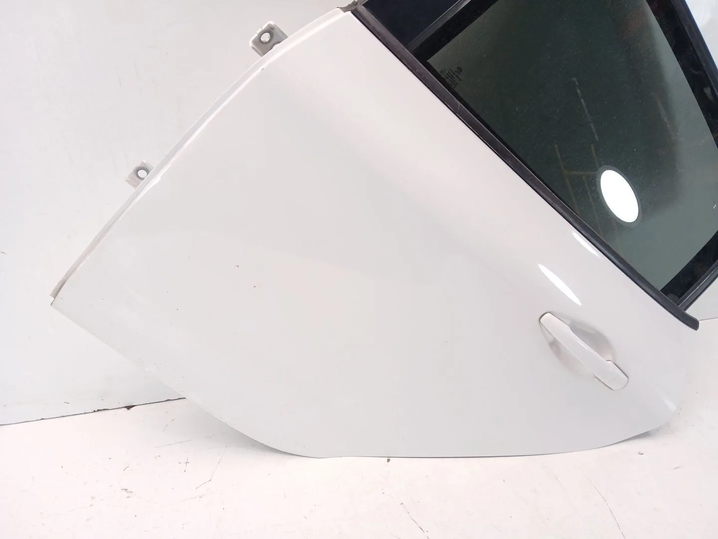 Puerta Trasera Izquierda para Peugeot 208 I (Ca_, Cc_)