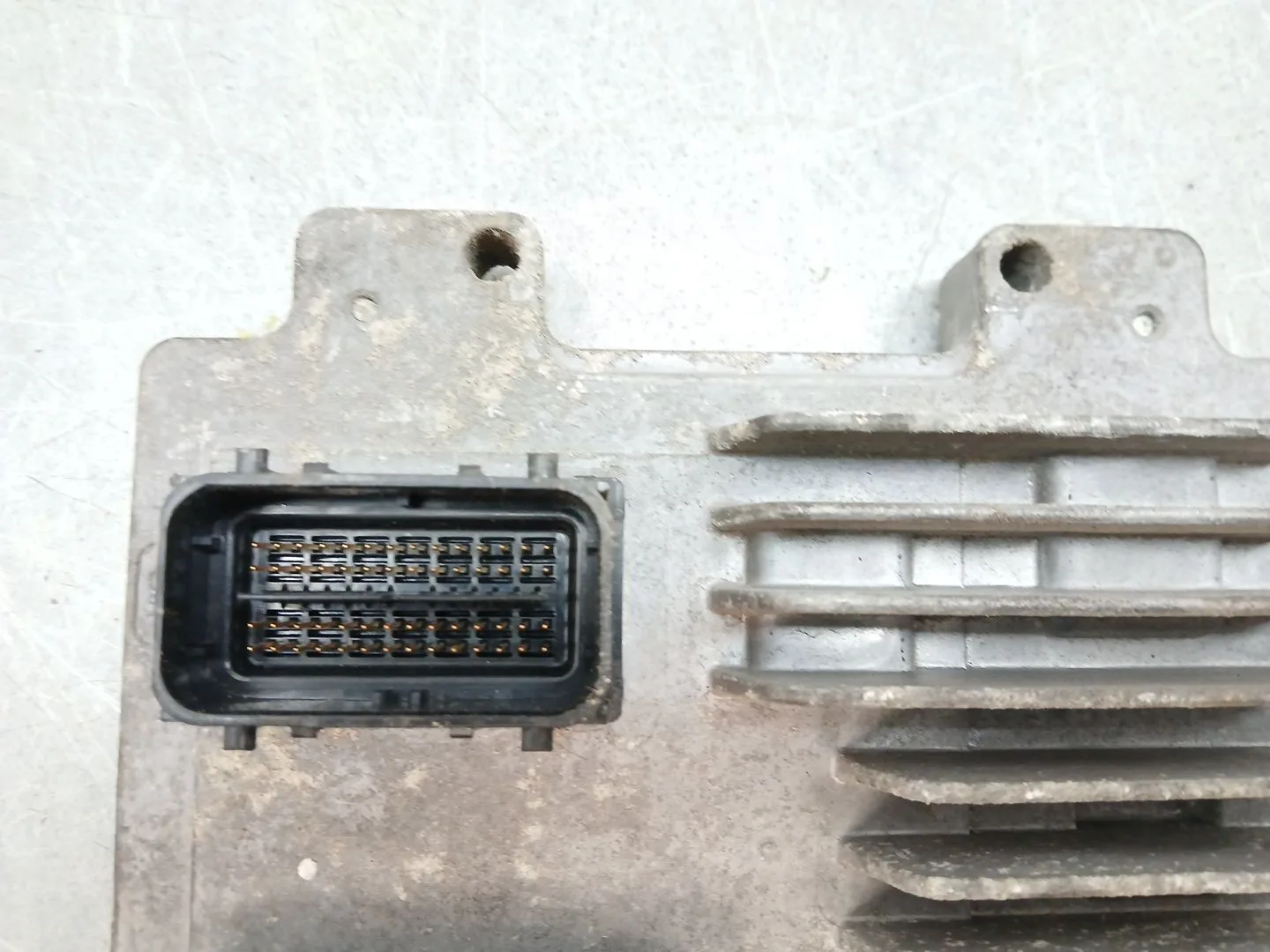 Centralita Motor Uce para Opel Corsa D (S07)
