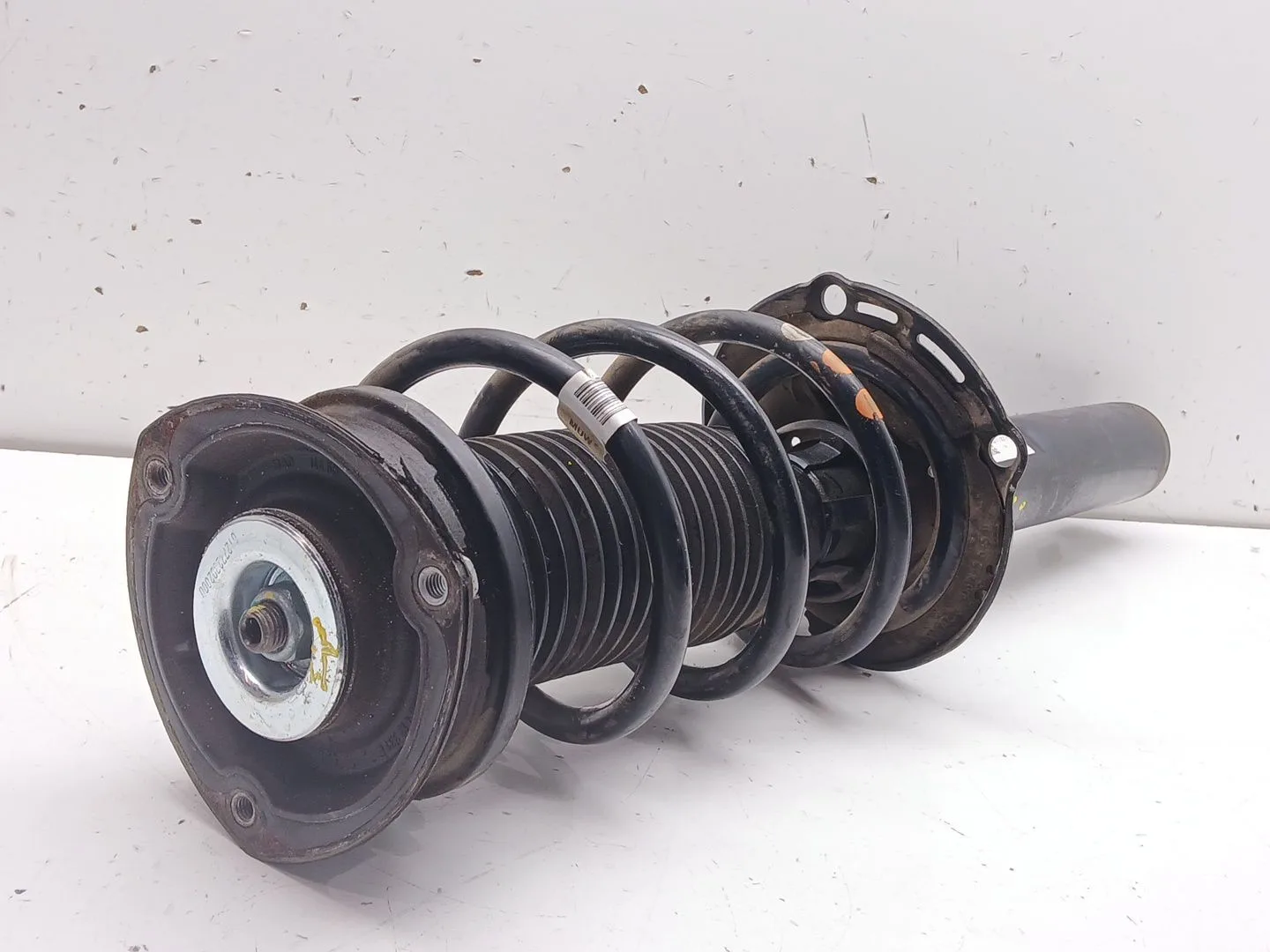 Amortiguador Delantero Izquierdo para Volkswagen T-Roc (A11, D11)