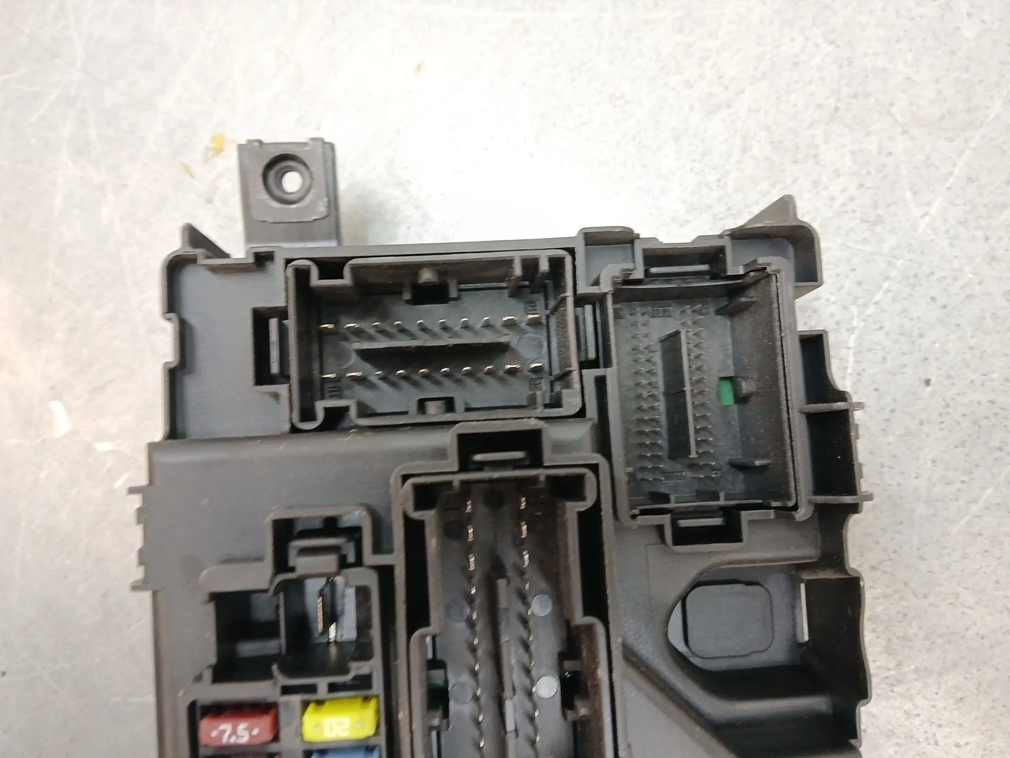 Centralita Bsi para Opel Corsa D (S07)