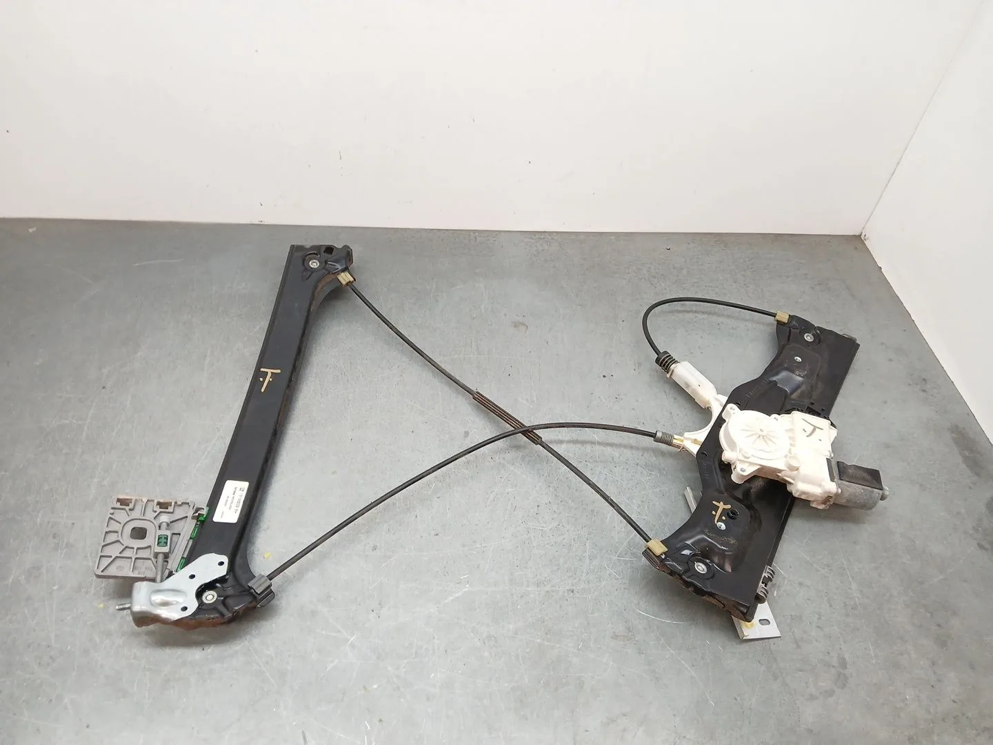 Elevalunas Delantero Derecho para Opel Astra H Twintop (A04)