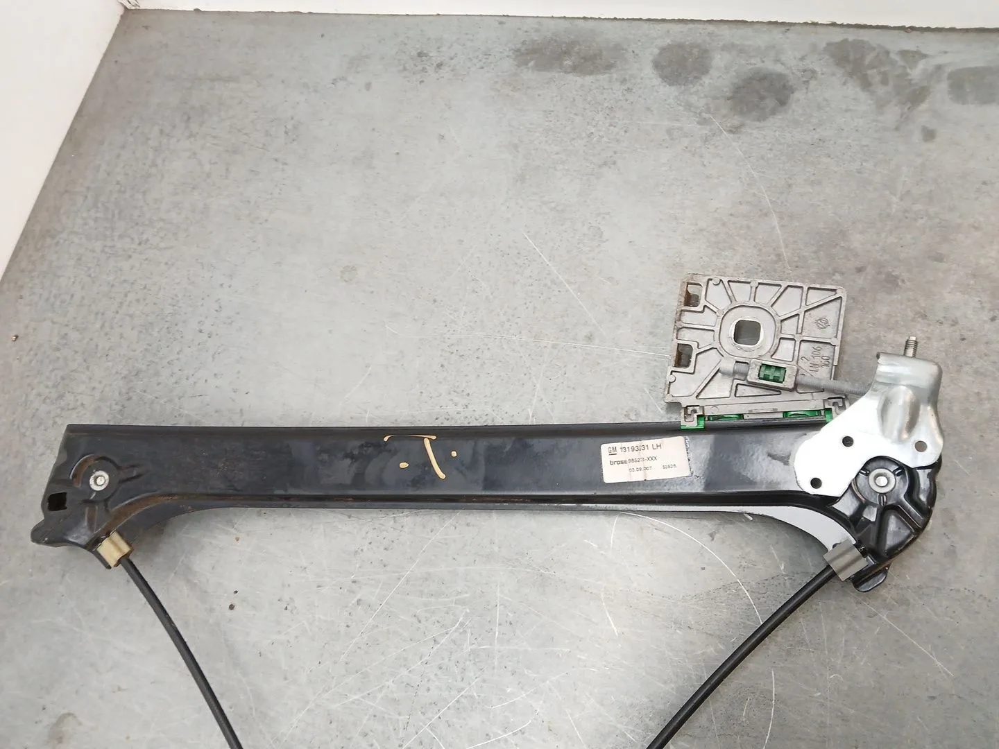 Elevalunas Delantero Izquierdo para Opel Astra H Twintop (A04)