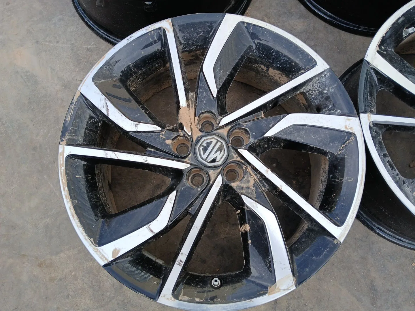 Juego Llantas para Mg Zs Suv (Azs1)