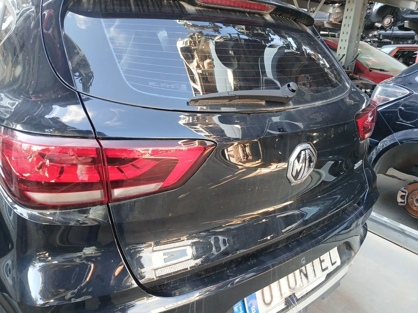 Porton Trasero para Mg Zs Suv (Azs1)