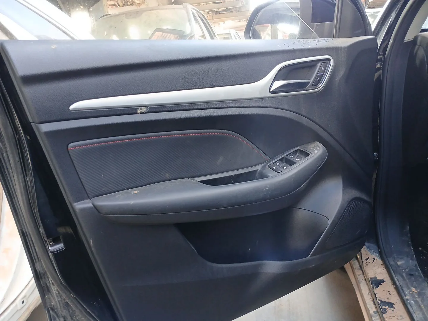 Guarnecido Puerta Delantera Izquierda para Mg Zs Suv (Azs1)