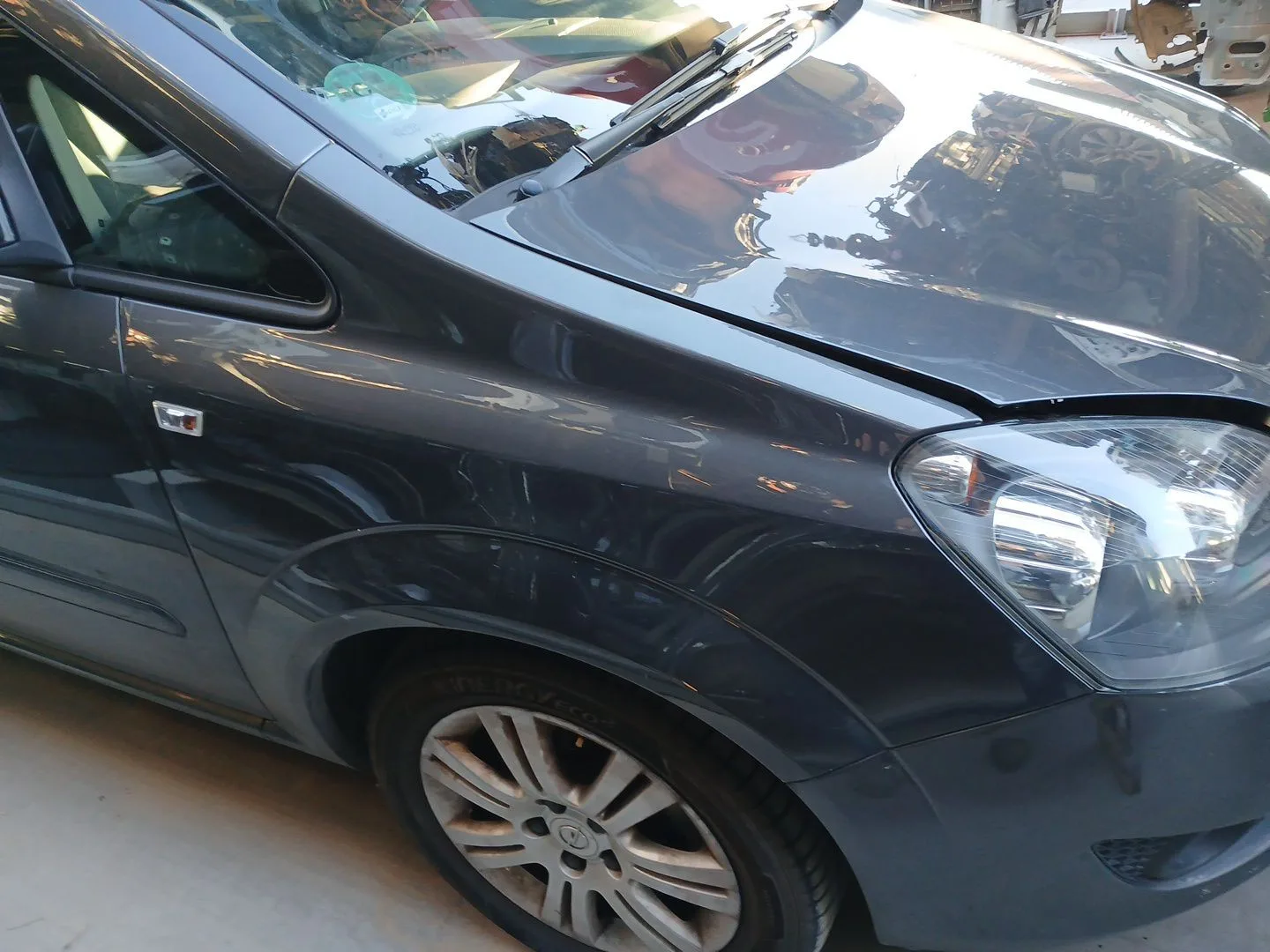 Aleta Delantera Derecha para Opel Zafira / Zafira Family B (A05)