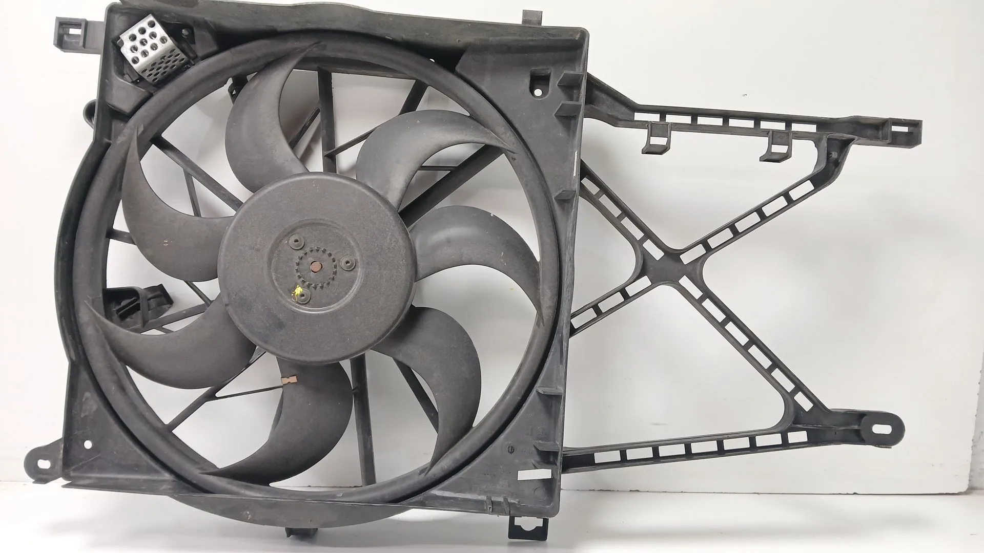 Electroventilador para Opel Zafira / Zafira Family B (A05)