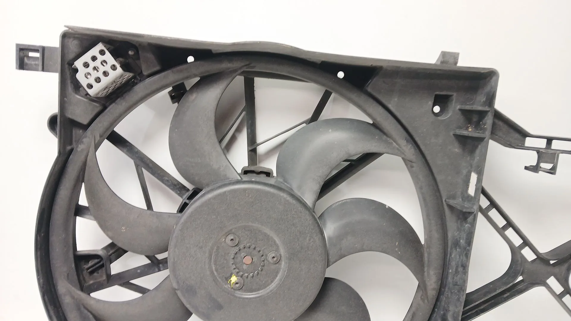 Electroventilador para Opel Zafira / Zafira Family B (A05)