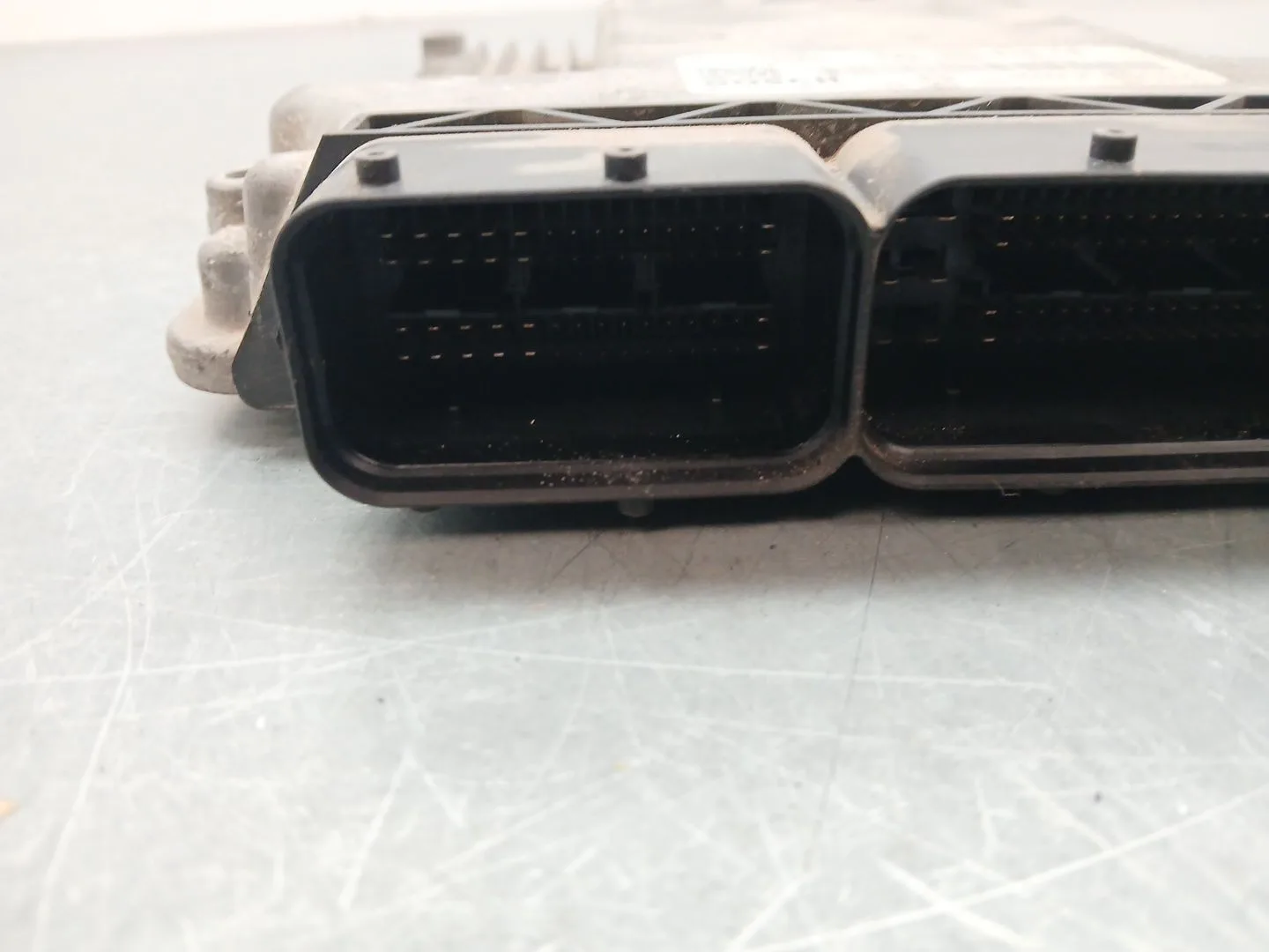 Centralita Motor Uce para Volkswagen Golf V (1K1)