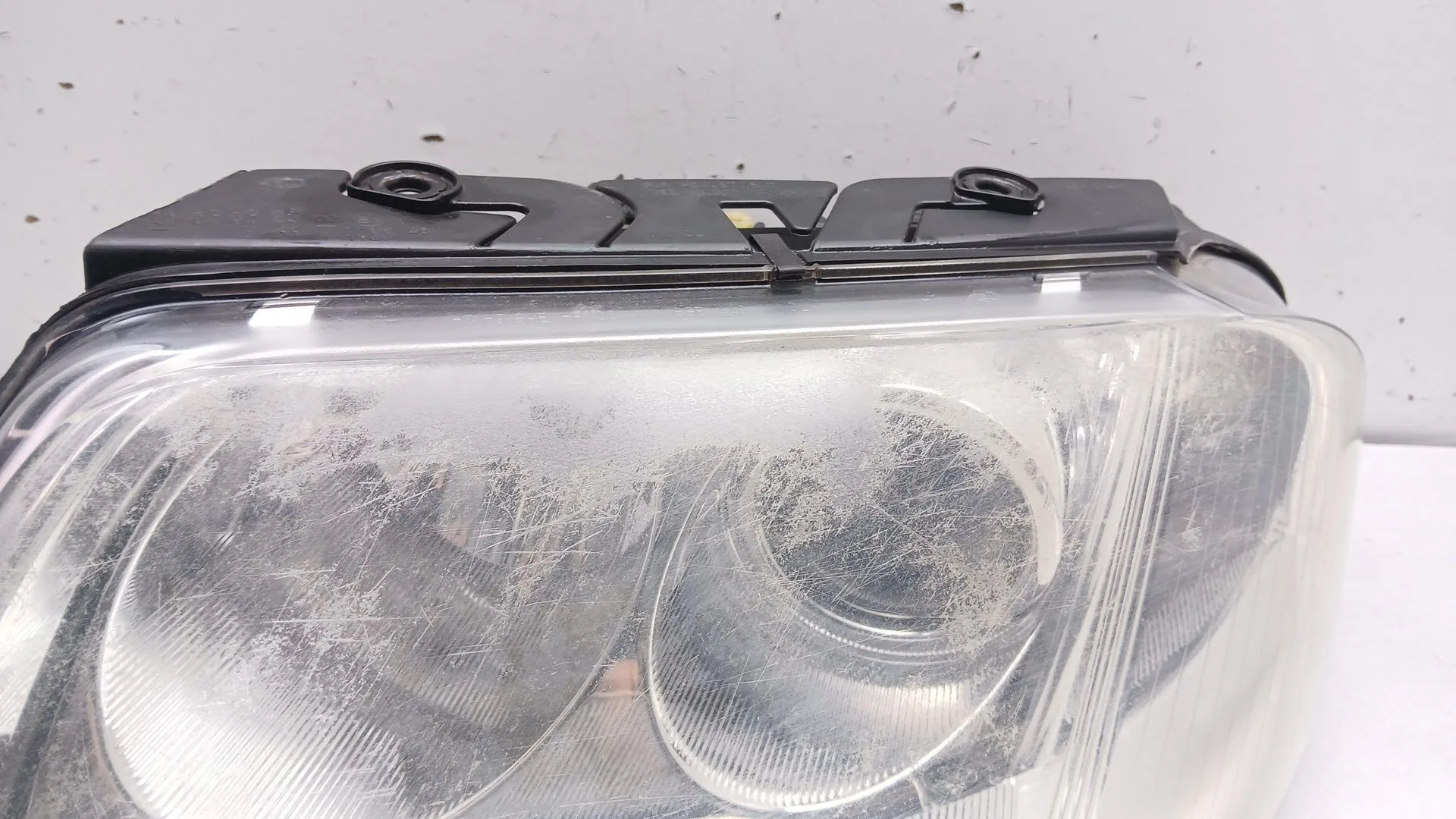 Faro Izquierdo para Volkswagen Passat B5.5 Variant (3B6)